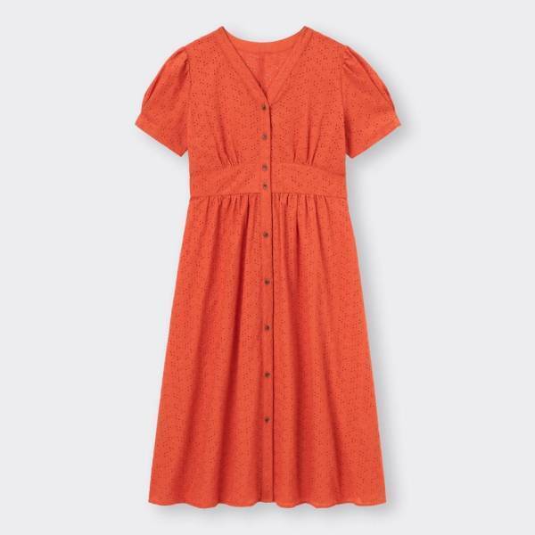 1枚で映え確実！？【GU】の“最旬ワンピース”まとめ