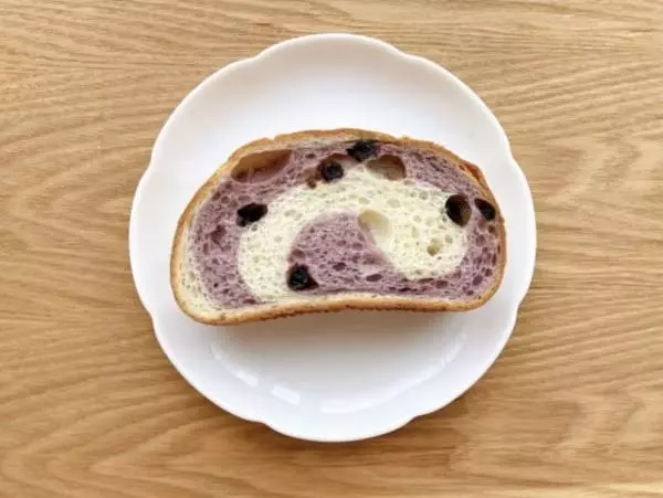 もっちりふわふわ食感のパン生地♡