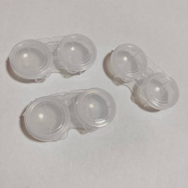 液漏れしなくて便利！セリアの“コンタクトケース”が意外な用途でも使えちゃう！？