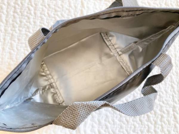 この夏活躍間違いナシ！【ダイソー】の“保冷バッグ”は洗濯可能の優れもの！？