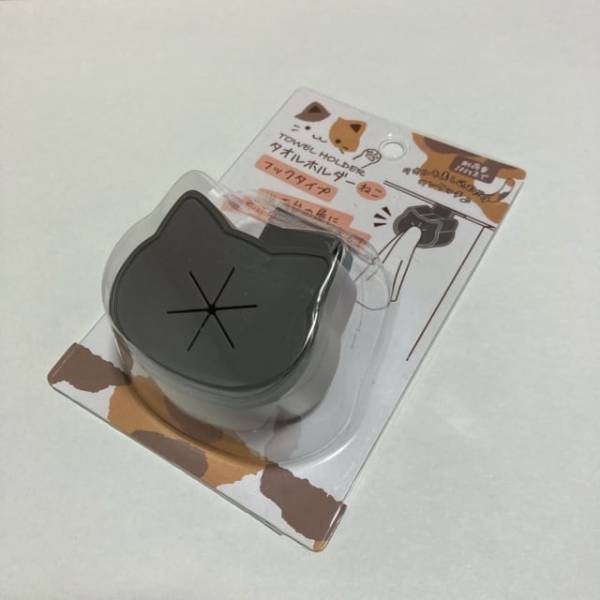 使いやすい上にかわいい♡【セリア】で見つけた“タオルホルダー”が優秀なんです！