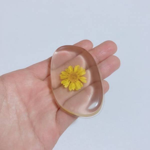 かわいいだけじゃなく使いやすさも◎【セリア】の“メイクアイテム”は侮れないクオリティ！？