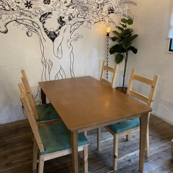 「お酒の上にお酒のアイス！？」新感覚の”大人のクリームソーダ”が三茶に誕生！