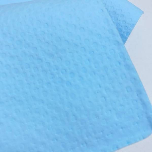 「ひんやり冷たい」【セリア】のクールタオルは暑い夏の必須アイテムに！