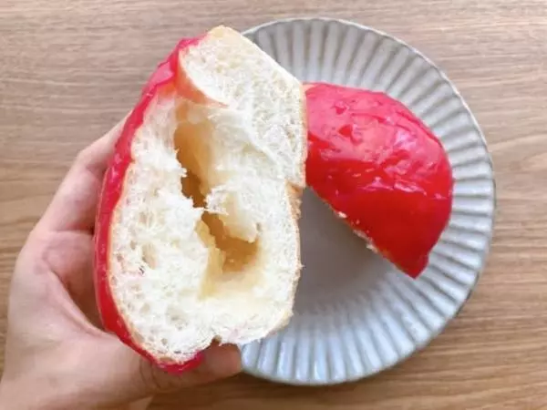 見た目もかわいいりんご飴みたいなパン