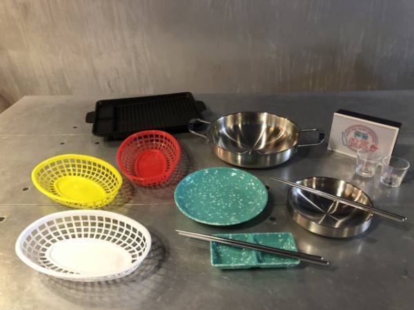 「韓国屋台の雰囲気が味わる！」スリコ【韓国ポチャ食器】がかわいすぎ♡