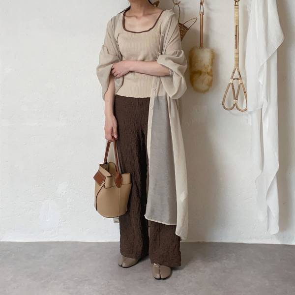 使い方は色々◎【しまむら】の「淡色シャツコーデ」3選