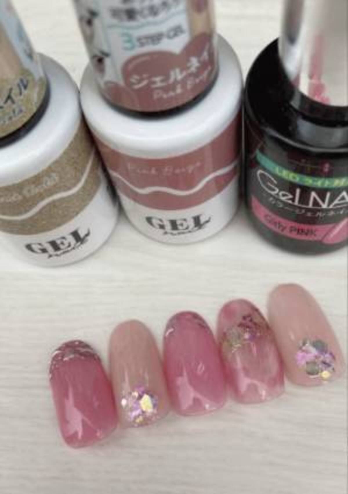 押し花ネイルやユニコーンネイルまで 気分が上がる 100均ジェルネイルデザイン3選 22年9月2日 ウーマンエキサイト 1 3 押し花ネイルやユニコーンネイルまで 気分が上がる 100均ジェルネイルデザイン3選 22年9月2日 ウーマンエキサイト 1 3