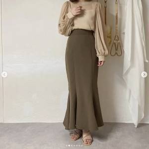 「シアー素材が今っぽい」淡色女子の”ロングスカート＆ワンピコーデ“