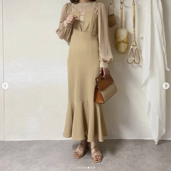 「シアー素材が今っぽい」淡色女子の”ロングスカート＆ワンピコーデ“