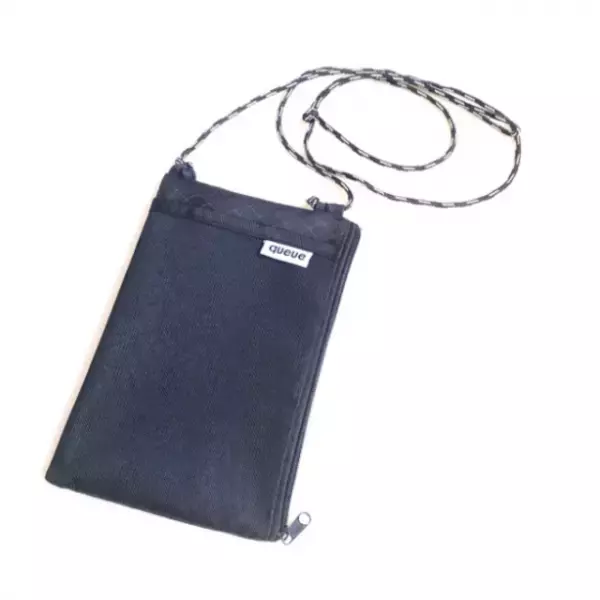 【100均】スマホアクセサリがオシャレで優秀って知ってた？