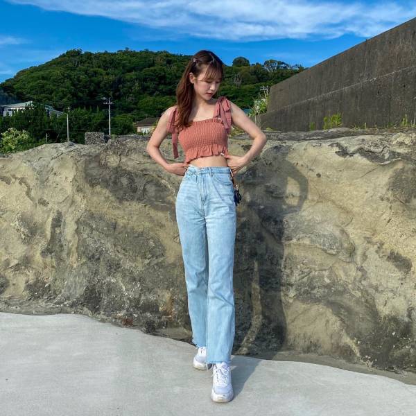 こう合わせるのか…‼人気インフルエンサーから学ぶ「デニムコーデ」特集