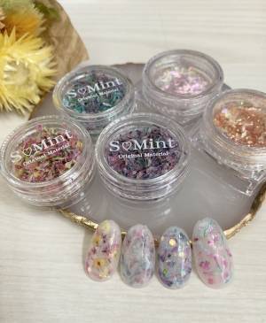 重ねるだけで簡単にできちゃう♡優しい灯りの「キャンドルネイル」