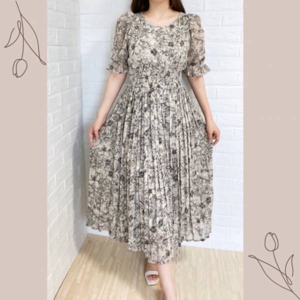 「思わず目で追ってしまうほどの可愛さ」【GRL】の「大人花柄ワンピ」で秋気分♡