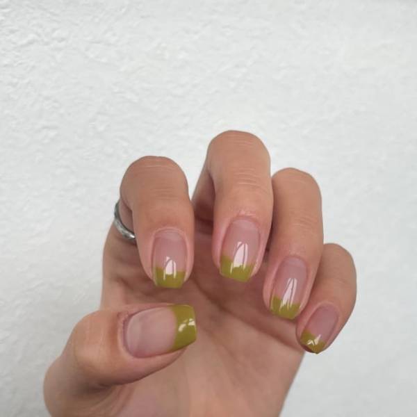 ず～っと見ちゃう可愛さ！！セルフにもおすすめ「進化系フレンチネイル」が可愛い～！