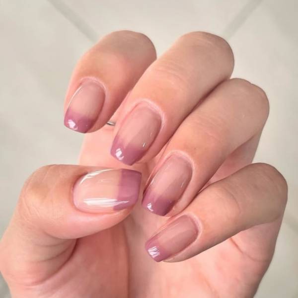 ず～っと見ちゃう可愛さ！！セルフにもおすすめ「進化系フレンチネイル」が可愛い～！