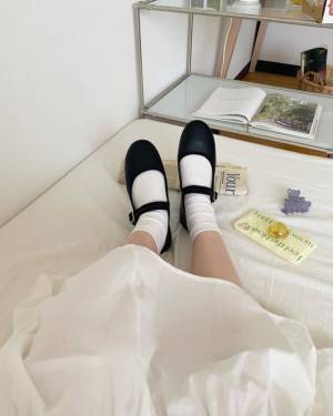 靴下との相性に惚れぼれ♡オシャレさんから学ぶ「今っぽ足もとコーデ」特集