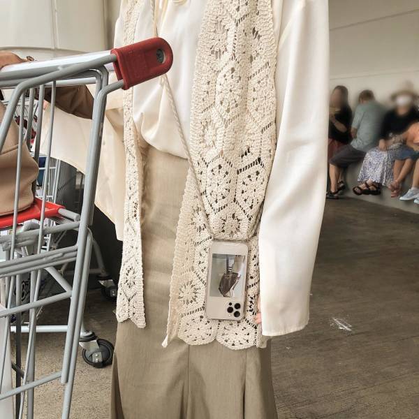 秋の本命淡色コーデ♡「ホワイト×ベージュ」に”ジレ合わせ“で可愛い