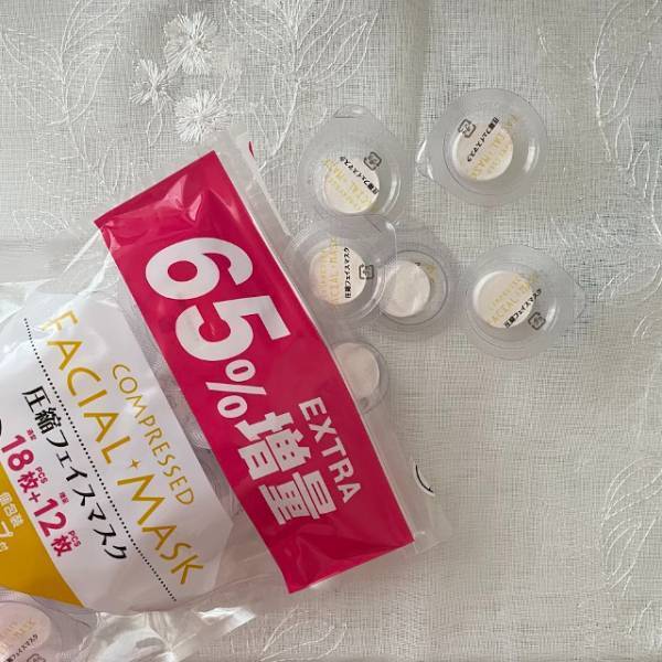 カップに入ってて便利！【ダイソー】圧縮フェイスマスクでいつもの化粧水で手軽にスペシャルケアを♪