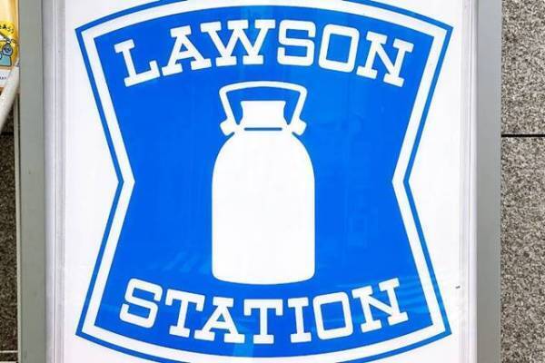 秋の味覚で「甘いもの欲」満たして♡【ローソン】油で揚げないさつまいもスティックはヘルシー志向スイーツ