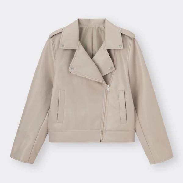 しっかりとキメたい日に。【GU】の「フェイクレザーアイテム」特集