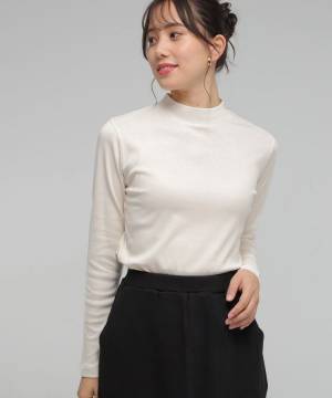 1枚持ってていいかも？【ハニーズ】の「1280円トップス」はインナーにも良さそう