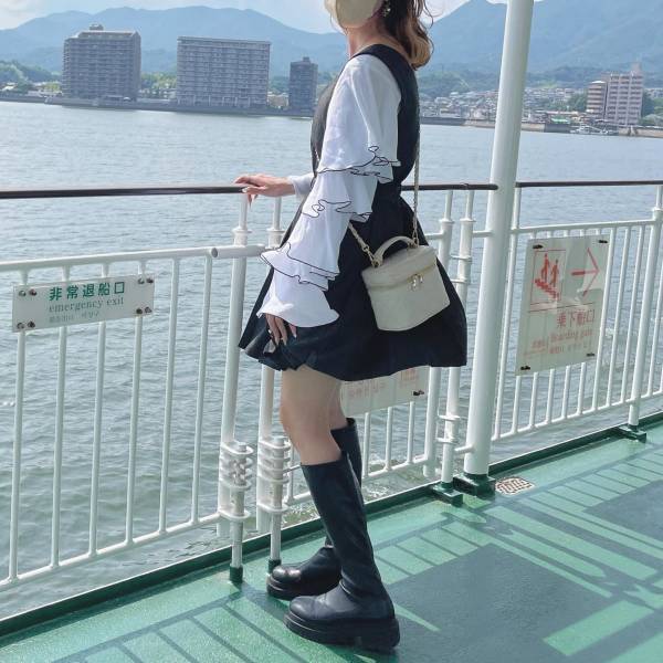 今年の秋は試したい！“ミニワンピ×ロングブーツ”コーデをご紹介