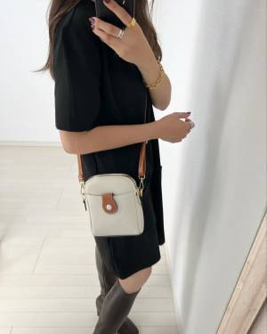 今年の秋は試したい！“ミニワンピ×ロングブーツ”コーデをご紹介