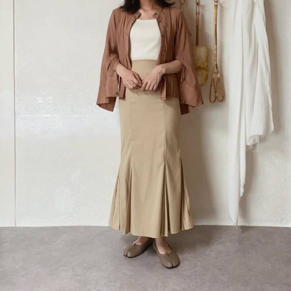淡色女子さん集まって！1枚は持っておきたい「マーメイドスカート」をご紹介