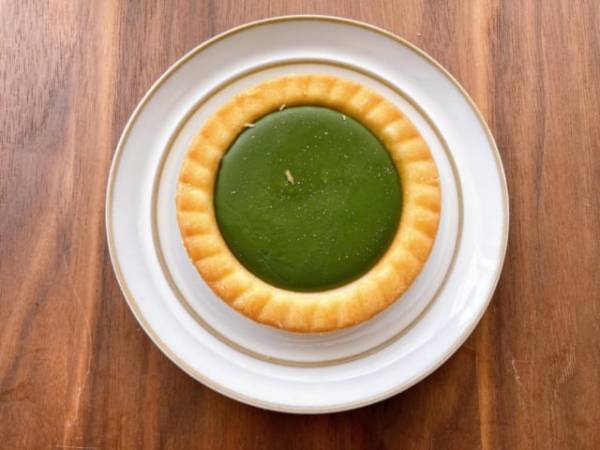 ねっとり濃厚♪本格的な抹茶の味わいが楽しめる【ファミマ】「宇治抹茶の生チョコタルト」を食べてみた