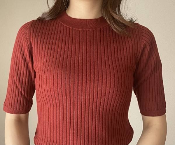 ブルベさん歓喜！【UNIQLO】どんなパーソナルでも着られるオレンジ色ニット♡