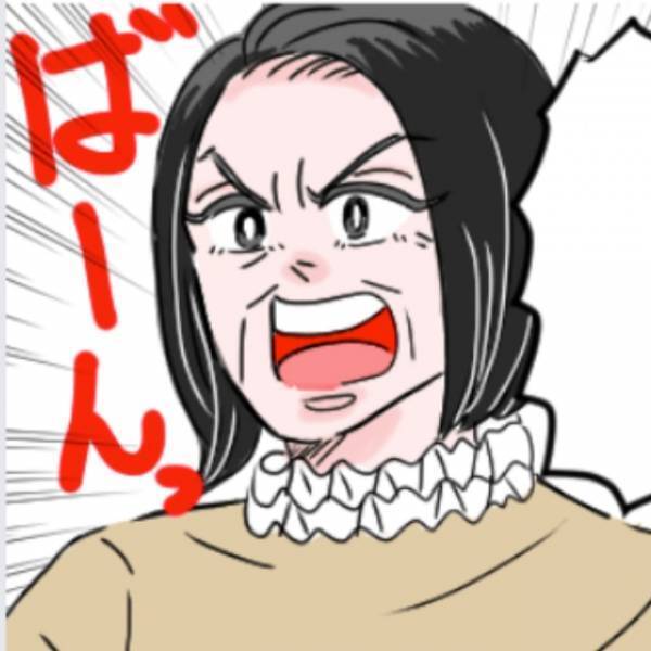 【スカッと】満員電車なのに…スマホに夢中で邪魔な男性→乗ってきた女性の“反撃”がかっこよすぎて忘れられない…！