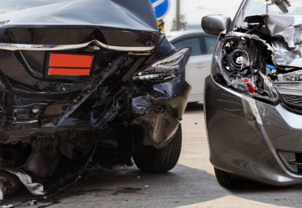車で走行中『相手の過失』で事故に…相手「見てなかったの？」私「は！？」→謝罪代わりのまさかの態度に絶句！？