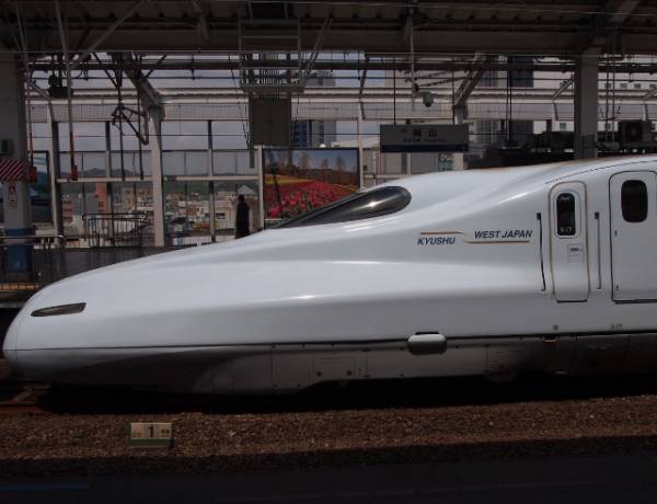 新幹線の乗客「こっちは子ども連れなのよ！？」私「はあ？」…『指定席の料金』を払わず居座り続ける客→とうとう痺れを切らし反撃に出る！！