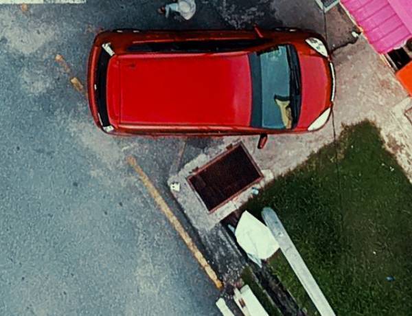 無料で『わが家の駐車場』を借りようとするママ友「借りるわね」私「無理です」はっきり断ると…⇒後日”衝撃の光景”を目にすることに！？