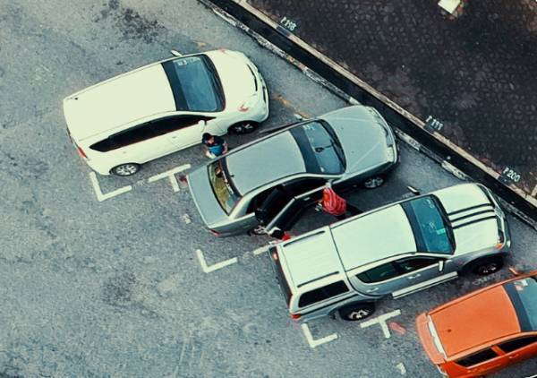 わが家の駐車場を近隣住民で『取り合い』！？隣人「使ってないからいいでしょ？」⇒【身勝手な言い分】を聞き、対策を講じることに！！