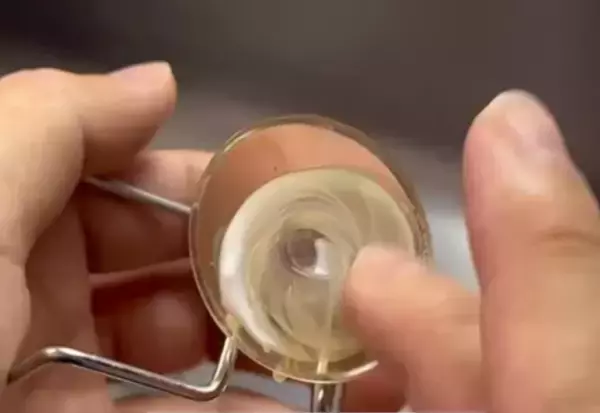 ”水回りの吸盤”を一瞬で復活させる方法。「目からウロコ！！」「すぐやりたい」