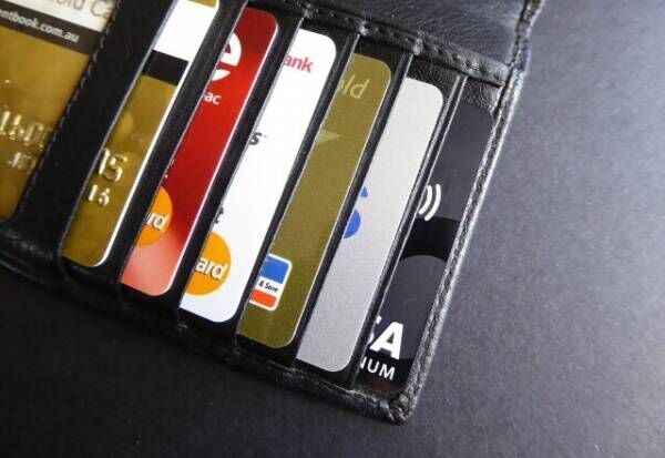 財布がパンパン…ついつい溜まってしまう『ポイントカード』の整理術あります！