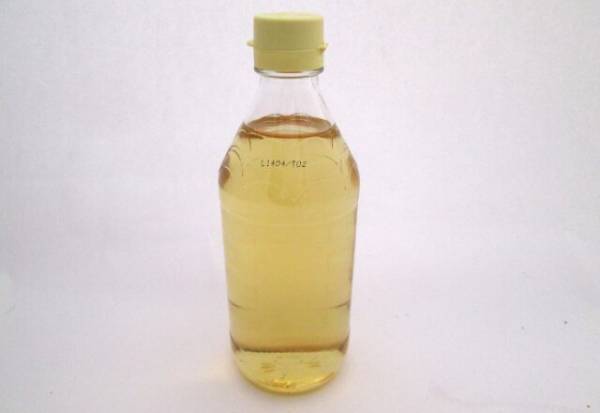 鍋の頑固なコゲ…素材別で【落とし方】が違うの！？