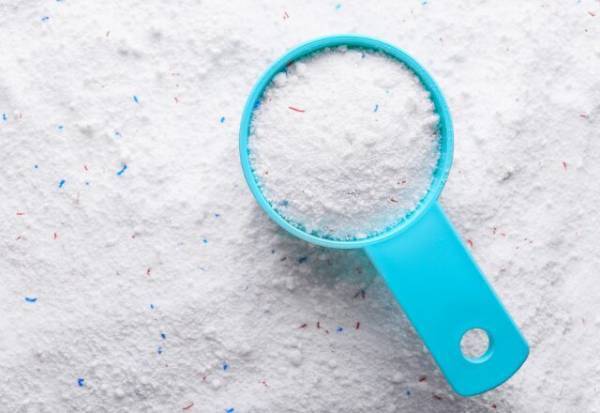 『粉洗剤』の方が”安い”のに汚れが落ちやすい！？メリット・デメリットを理解して効果的に使っちゃおう♪