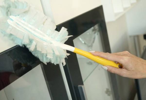 『家のホコリ』原因ちゃんと知ってる…？ホコリを減らすための方法を紹介します！