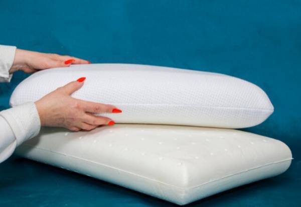 『いつもの枕』ちゃんと洗えてる…？【汗シミ】除去方法と予防法を紹介！