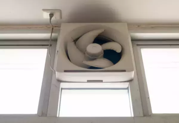 換気扇から『侵入してくる虫』を防ぐ裏ワザ