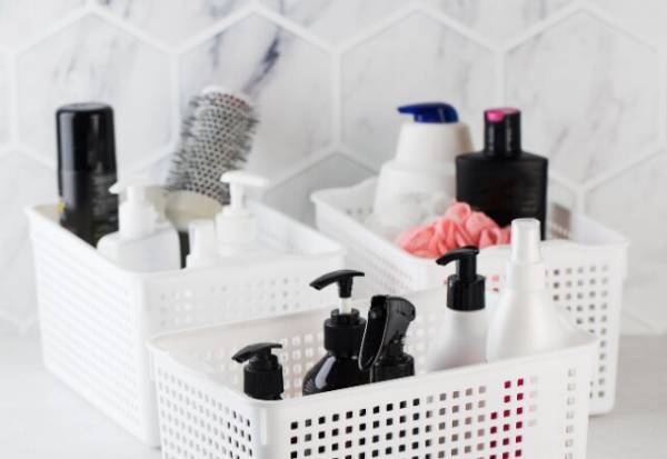 『浴室の収納アイデア』狭い浴室をすっきりさせるには