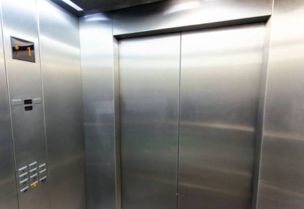 地震の時どうする…？【エレベーター】での安全な避難方法を紹介！