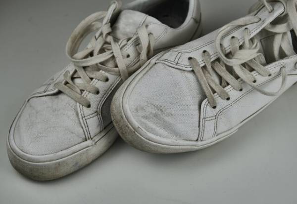 発生しやすい？『靴のカビ取り』の仕方♪