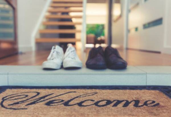 マネするだけ！玄関掃除の効率的な順番♪