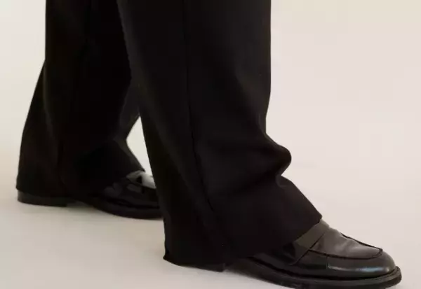 自宅でスラックスを洗濯する時のポイント