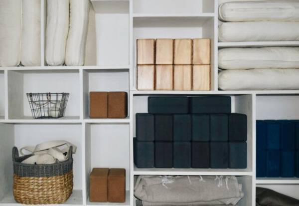 【収納術】壁面収納って知ってる？魅力やデメリットを紹介！