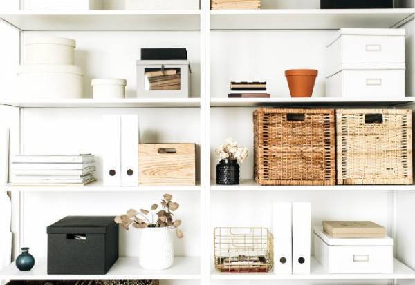 【収納術】壁面収納って知ってる？魅力やデメリットを紹介！